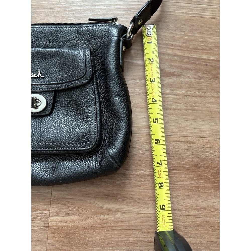 Coach Black Pebbled Leather Turn Lock Pocket Swingpack Crossbody Bag F45012 - Picture 6 of 8